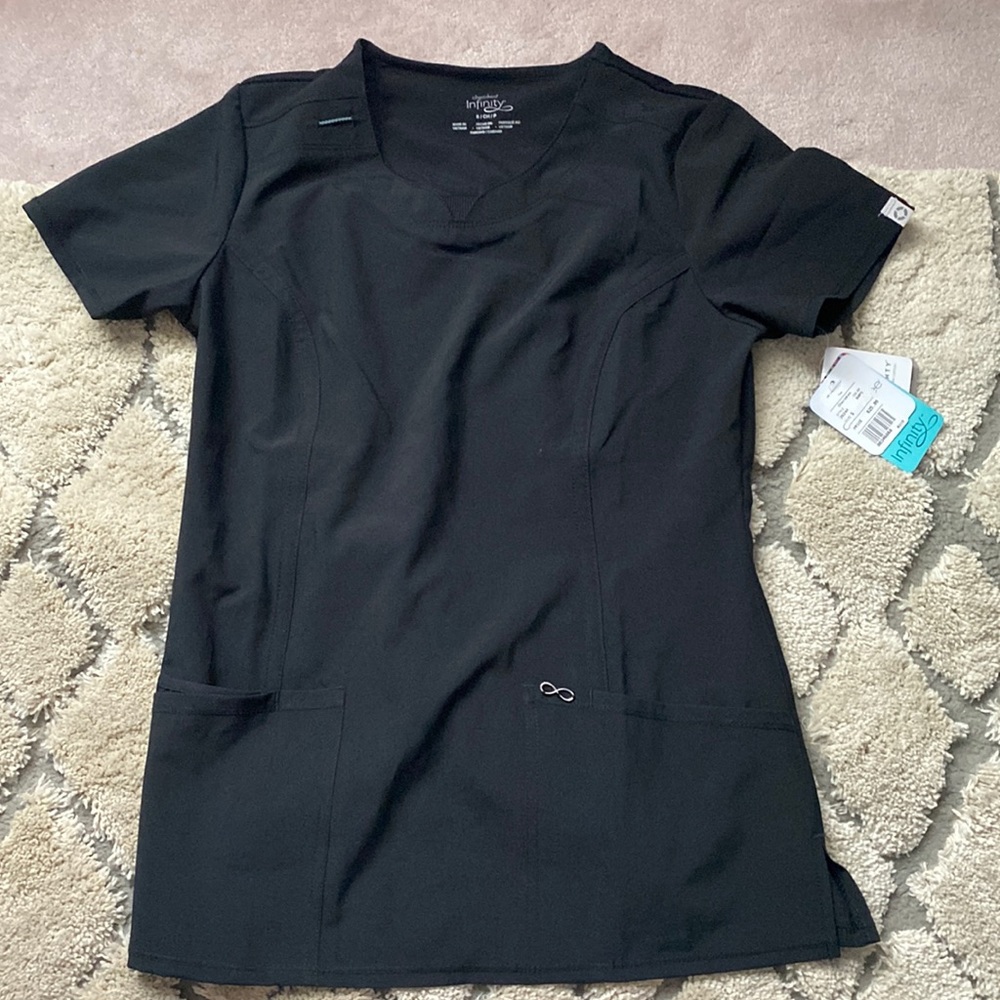 NWT Cherokee Infinity size small scrub top.